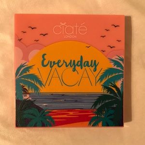 Ciaté eye and face palette in Everyday Vacay. A nice collection of summer hues